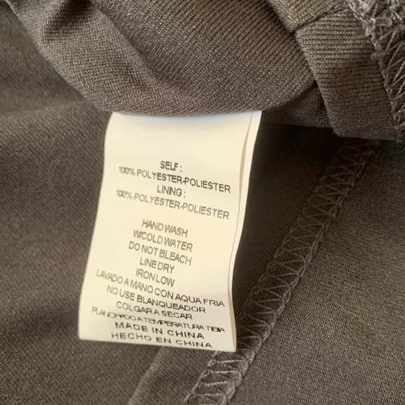 Floral Ruffle Blouse - Brown - Picture 14 of 16